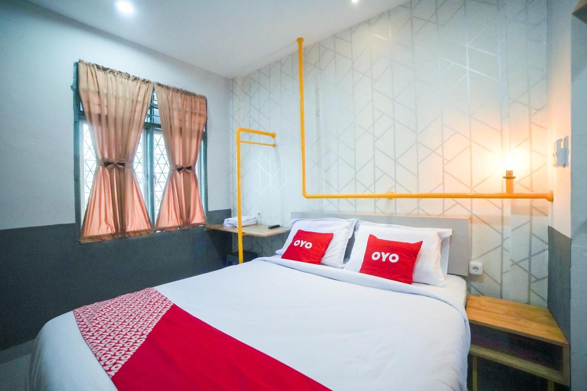 Capital O 90874 Millenium Inn 2 Medan Exterior photo